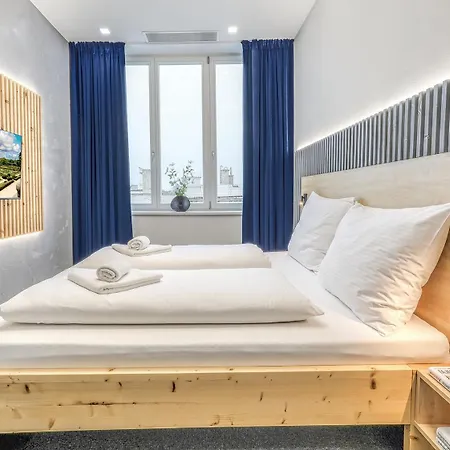Aparthotel Prusinovského *